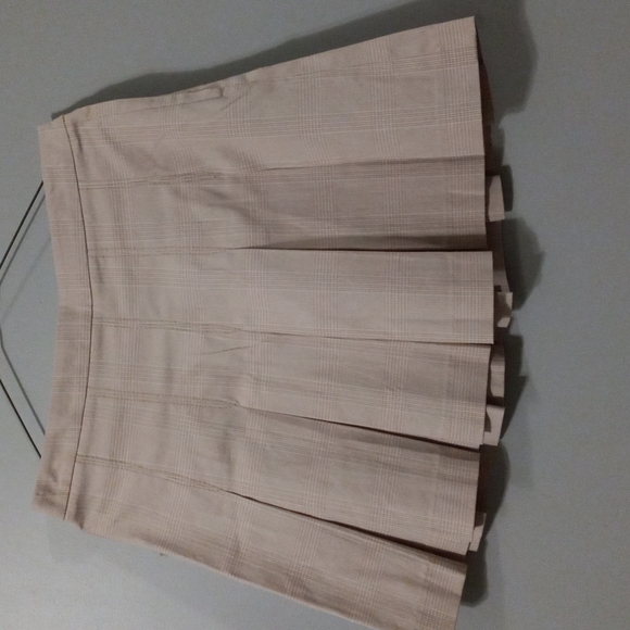 Gap skirt - Picture 2 of 6